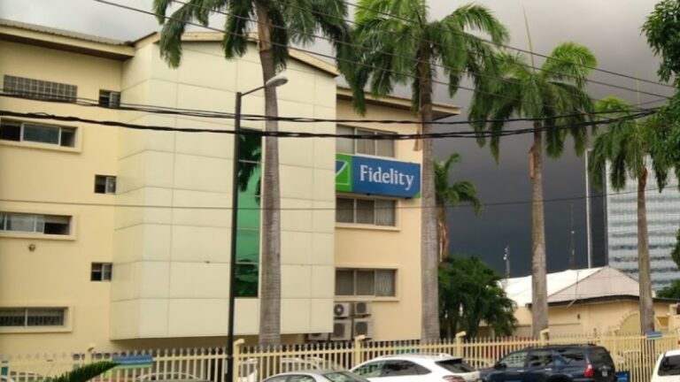 fidelity-bank-892-acentesini-sertifikalandirdi-ZxbTkYvN.jpg