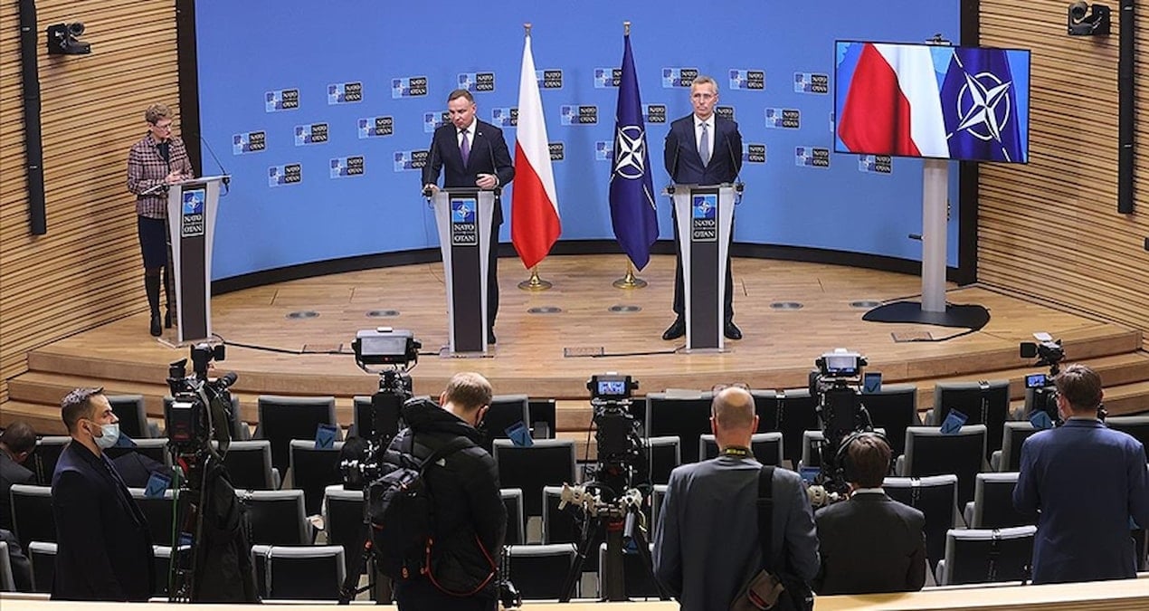 polonya natonun 4 maddesinin yururluge sokulmasini istedi WifEByOi