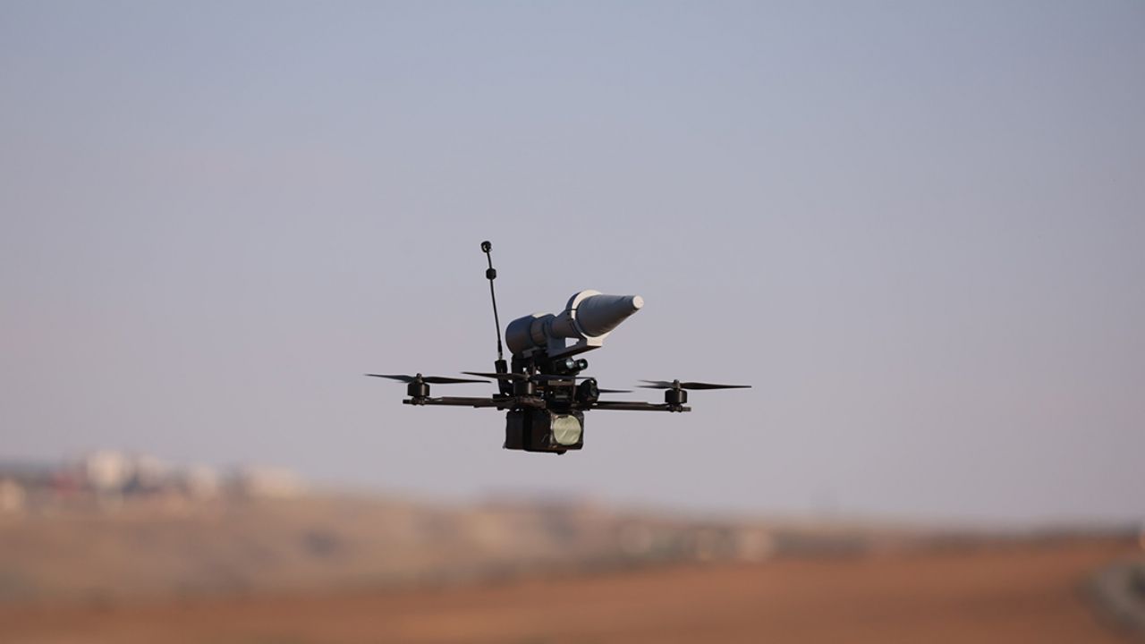 turkiyede ilk kargufpv zirhli araci tam isabetle vurdu iLM5MKwR