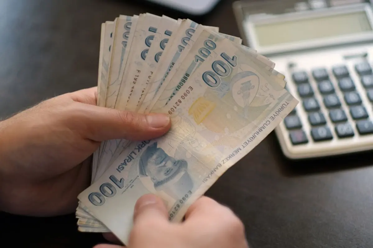 asgari ucret ne kadar olmali anketi yuzde 25lik kesim ayni rakami telaffuz etti UYbRn6Tp.jpg