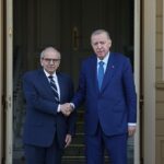 Cumhurbaskani erdogan lubnan basbakani selami kabul etti RfTMfAWg
