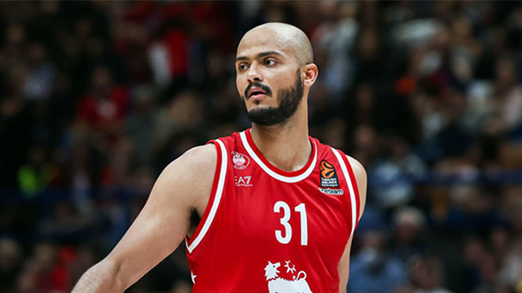 Fenerbahce shavon shields transferini acikladi xYXFNDpv